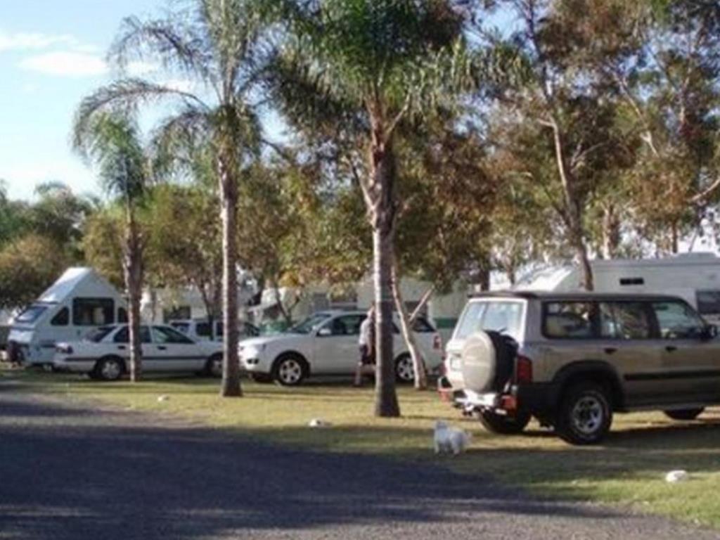 Goondiwindi Holiday Park Luaran gambar