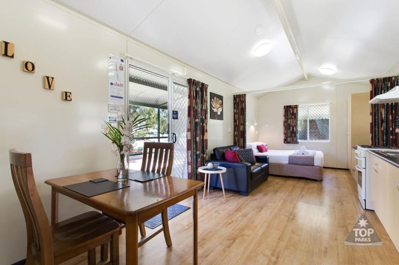 Goondiwindi Holiday Park Luaran gambar